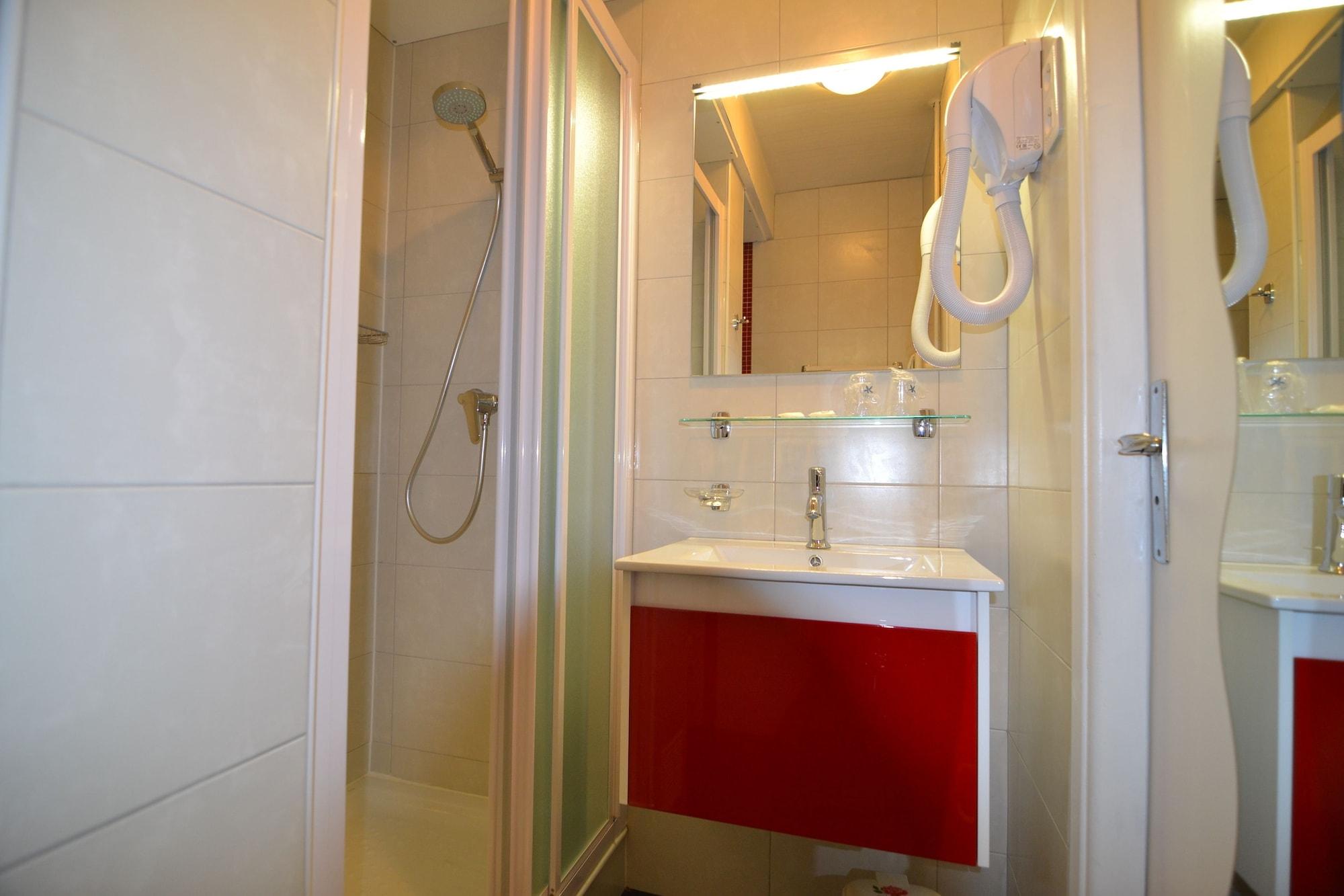 Brit Hotel Cahors - Le France ภายนอก รูปภาพ