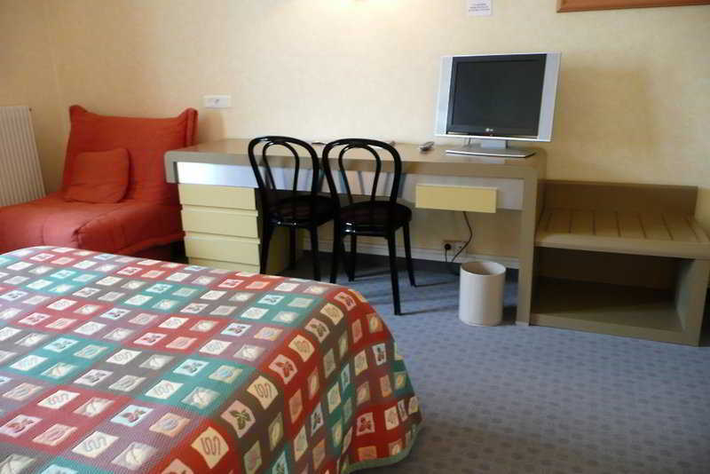 Brit Hotel Cahors - Le France ภายนอก รูปภาพ